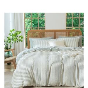 Elegant Cream Striped Bedding Set Green Duvet Full Size Set